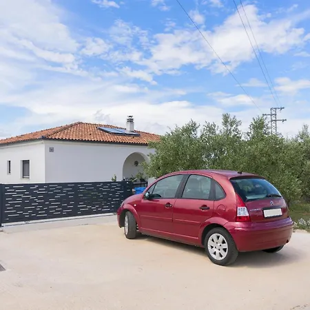 Olivarum Villa *
